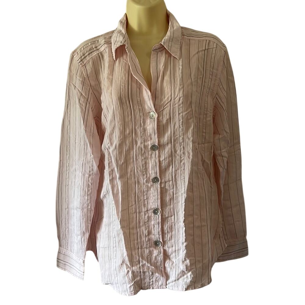 Chico’s 1=Size 8 Pink Striped Long Sleeve Blouse Textured Button Up Collar